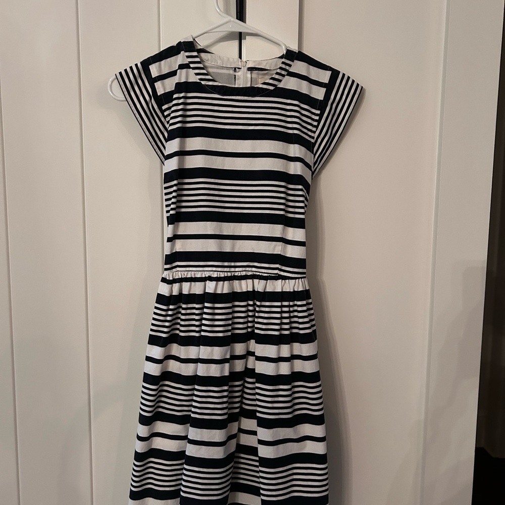 Freeway Black and White Raglan Cap Sleeve Sundress